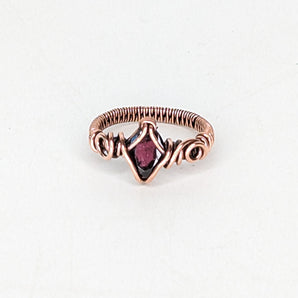 Garnet weaved Band ring