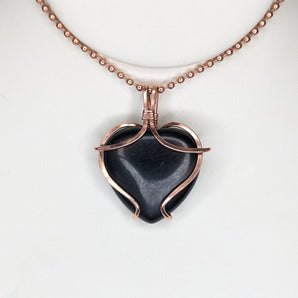 Black Agate Heart Pendant Hammered Style