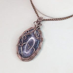 Lepidolite Hammered Heart Weaved Pendant