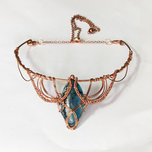 Elegant Dragon Vein Agate Choker