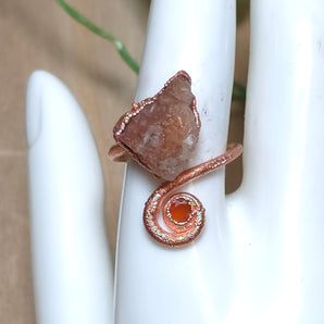 Raw Sunstone with Faceted Swirl Copper Alchemy Ring