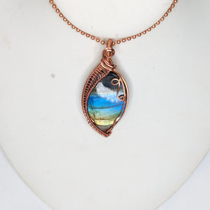 Labradorite Oval Pendant with side weave