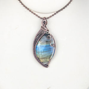 Labradorite Oval Pendant with side weave