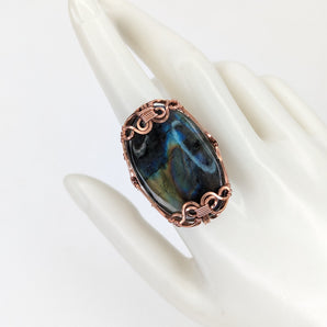 Labradorite Weaved Band Chunky filigree Ring