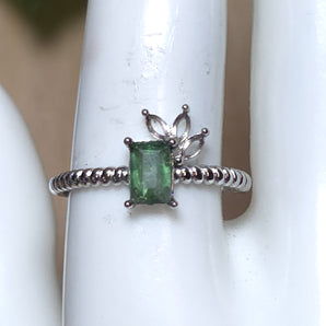 Green Tourmaline with leaves Stainless steel Adjustable Ring