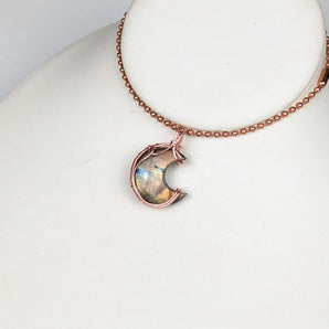 Mini Labradorite Moon Pendant