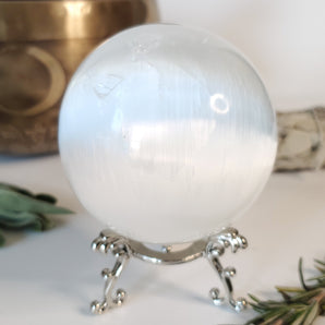 Selenite sphere